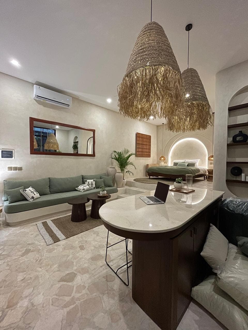 STYLISH 1 BEDROOM LOFT FOR SALE LEASEHOLD IN UMALAS BE-642 